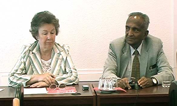 Мария Ивановна Сазонова президент Нотариальной палаты Санкт Петербурга и г-н Рамеш Шах