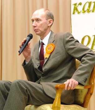 В А Васильев генеральный директор инвестиционно брокерской фирмы Ретро г. Сочи