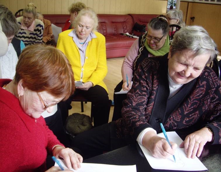 Участники встречи в отделении дневного пребывания Московского района Санкт-Петербурга
